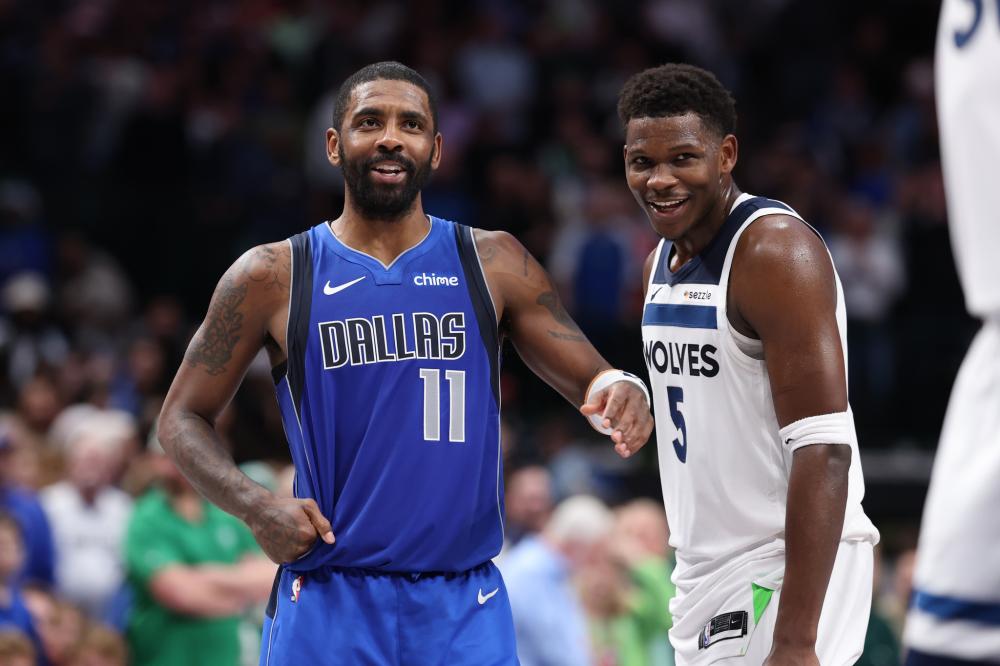 现出他深厚 现出他深厚