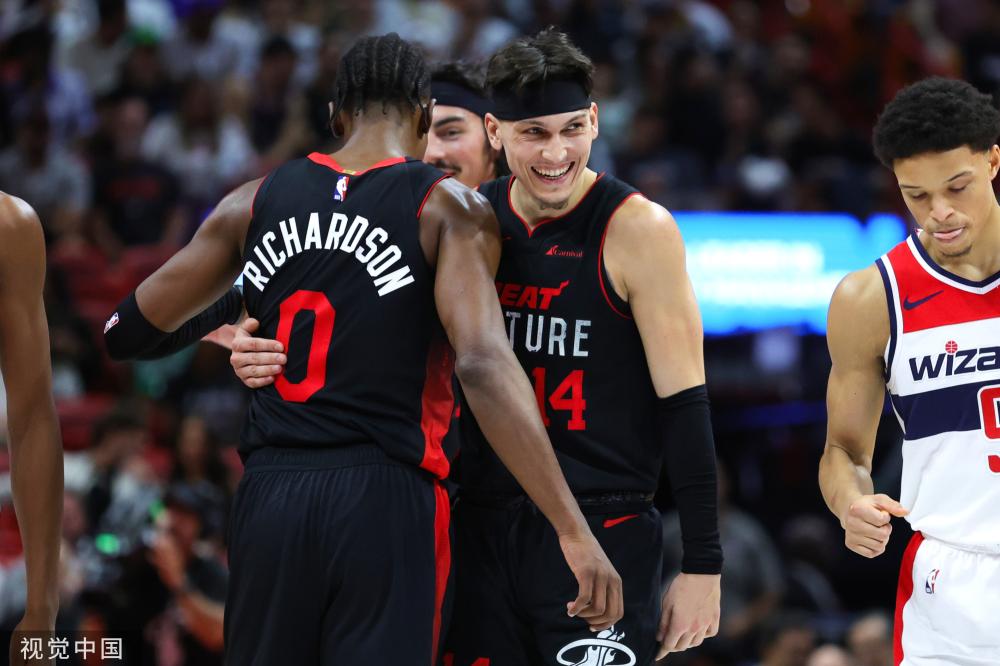 王岚嵚以其 王岚嵚以其