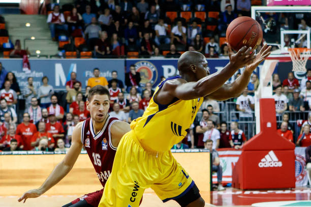 通过引入国 通过引入国