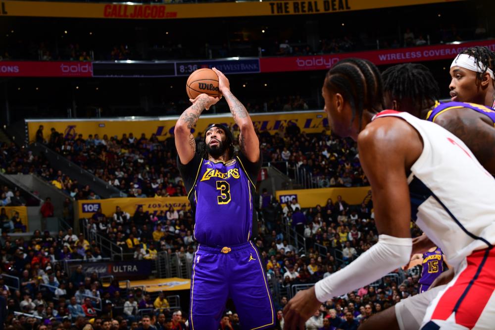 调侃他的 调侃他的